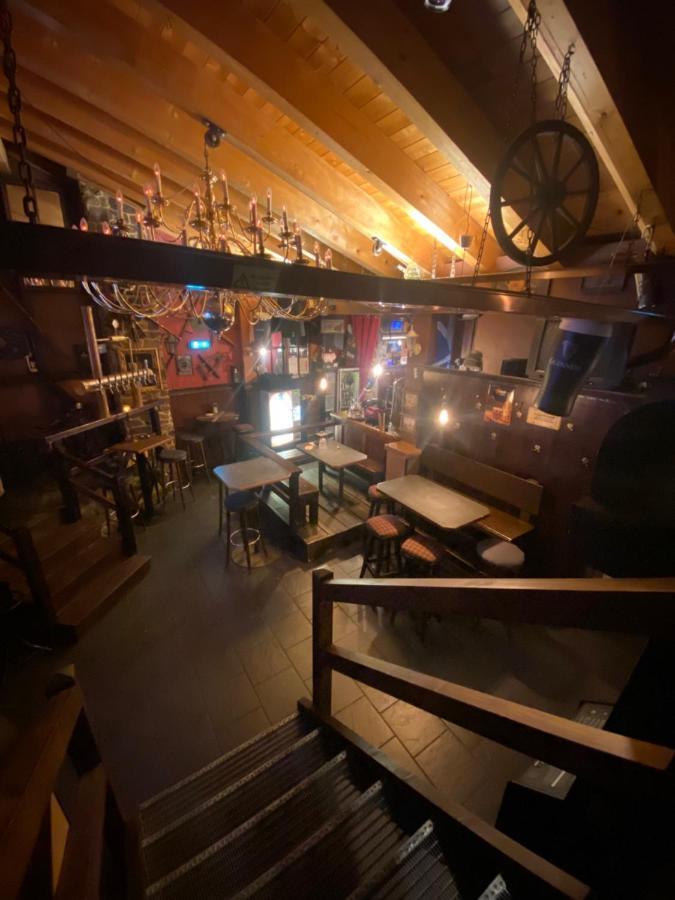 Ferienwohnung Schlafen über der Whiskybar Rüdesheim am Rhein Exterior foto